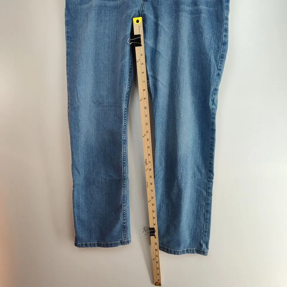 🔥🔥🔥Wrangler Men's Jeans, Size‎ 36x30, Slim Straight, Light Blue🔥🔥🔥